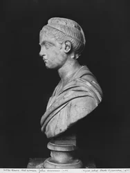 Büste von Julia Mamaea, Mutter von Kaiser Severus Alexander, ca. 230
